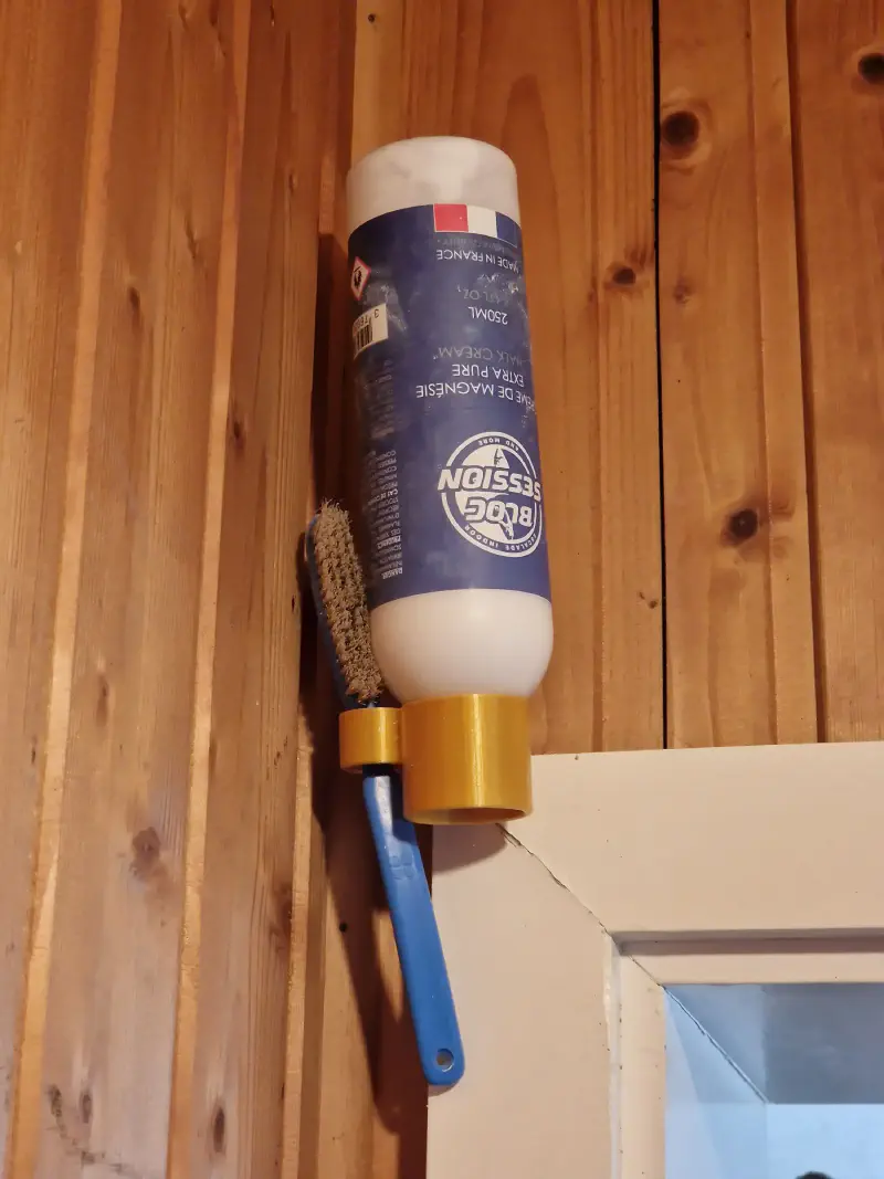 Photo of the Holder.