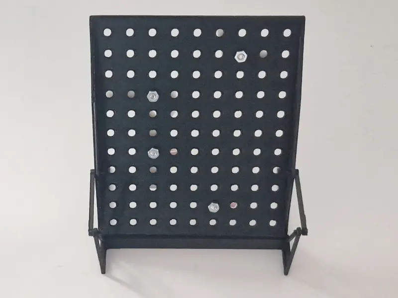 Photo of how the screws are done [2].